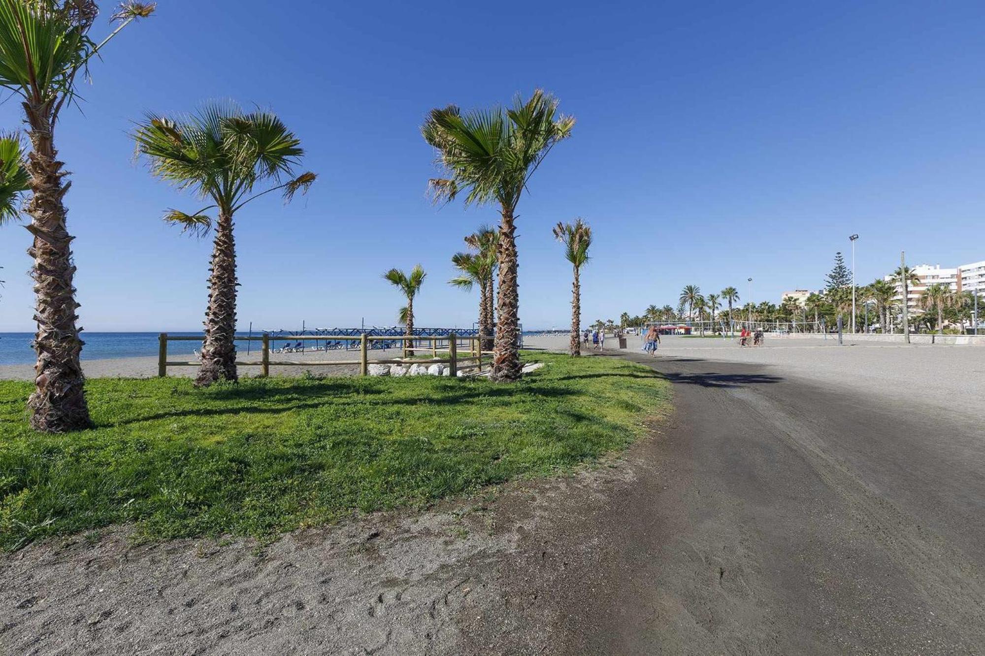 Apartamento Azucarera Beach Torre Del Mar Exterior photo